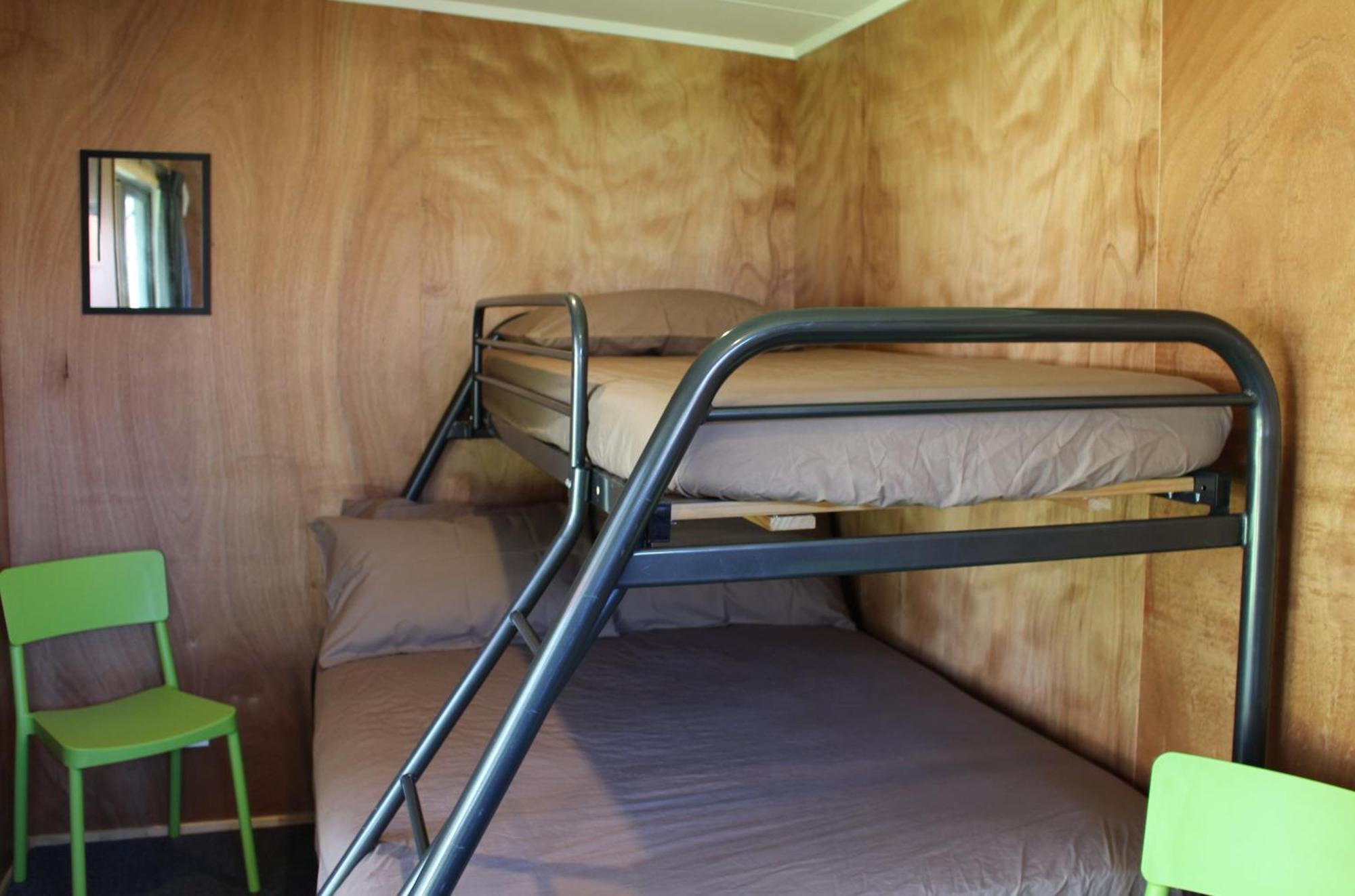 Urenui Beach Camp Экстерьер фото